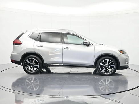 Used 2019 Nissan Rogue SL FWD image 4