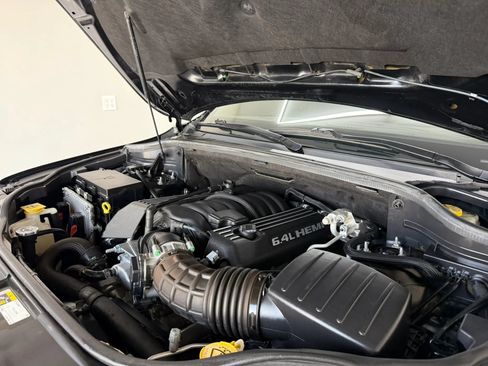 Used 2018 Jeep Grand Cherokee SRT AWD/4WD image 40