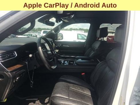 Used 2025 Jeep Grand Wagoneer 4WD image 10