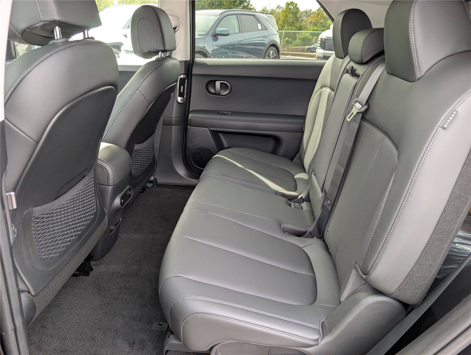 New 2027 Hyundai Ioniq 5 SEL AWD/4WD image 12