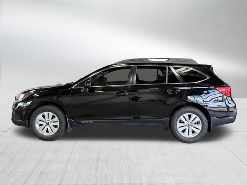 Used 2019 Subaru Outback 2.5i Premium AWD/4WD image 4