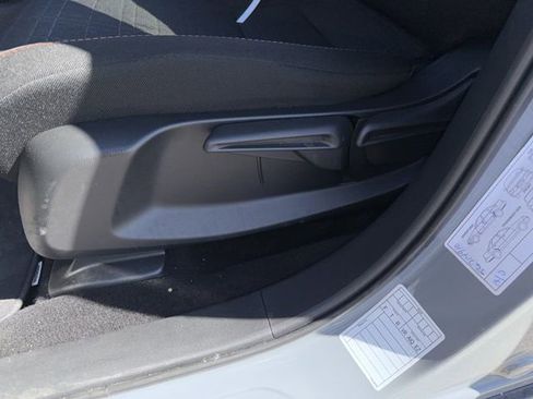 Used 2025 Honda HR-V Sport image 31