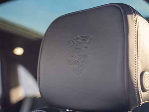 New 2026 Porsche Macan AWD/4WD image 13