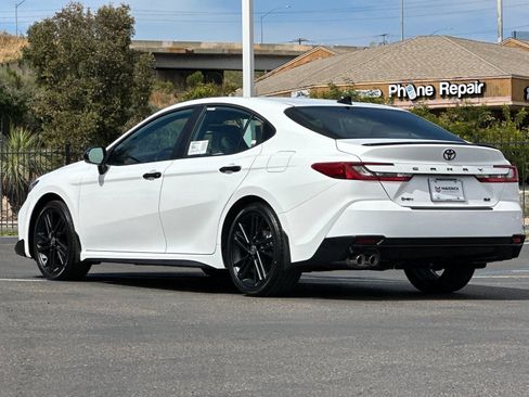 New 2026 Toyota Camry Hybrid image 3