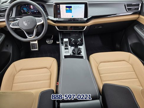 New 2026 Volkswagen Atlas Cross Sport SEL R-Line image 10