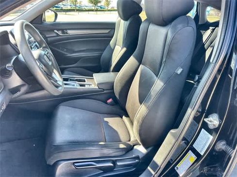 Used 2019 Honda Accord LX image 11