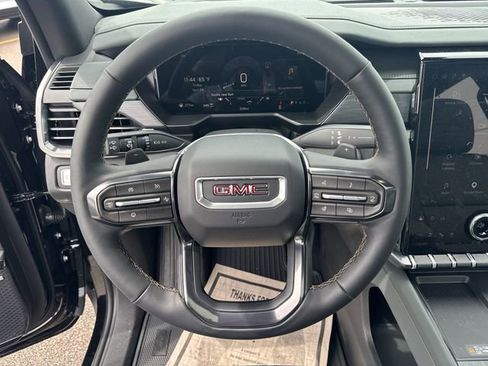 New 2026 GMC Acadia AT4 w/ Luxury Package AWD/4WD image 14