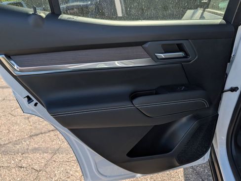 New 2026 GMC Terrain Denali AWD/4WD image 31