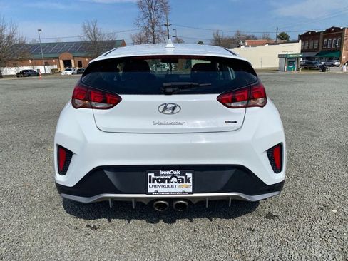 Used 2019 Hyundai Veloster Turbo R-Spec image 4