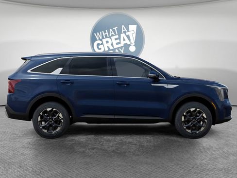 New 2026 Kia Sorento S AWD/4WD image 7