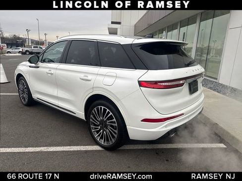 Used 2022 Lincoln Corsair Grand Touring w/ Elements Technology Bundle image 3