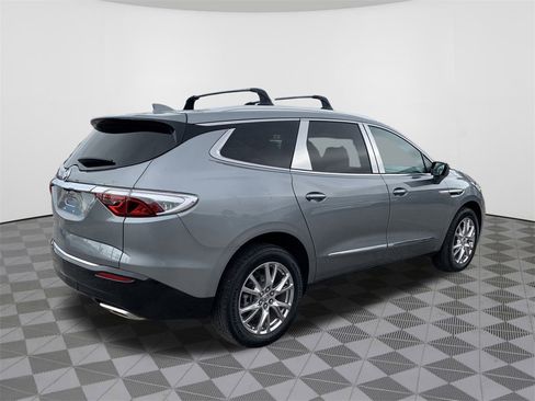Used 2023 Buick Enclave Premium w/ Experience Buick Package image 9