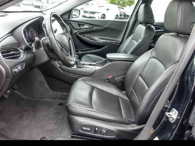 Used 2024 Chevrolet Malibu LT FWD image 11