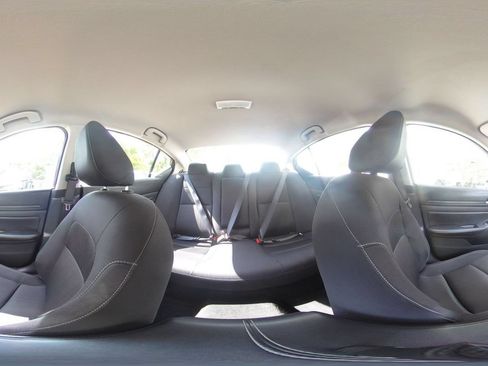 Used 2025 Nissan Altima 2.5 SV FWD image 43