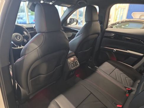 New 2026 Maserati Grecale Modena image 12