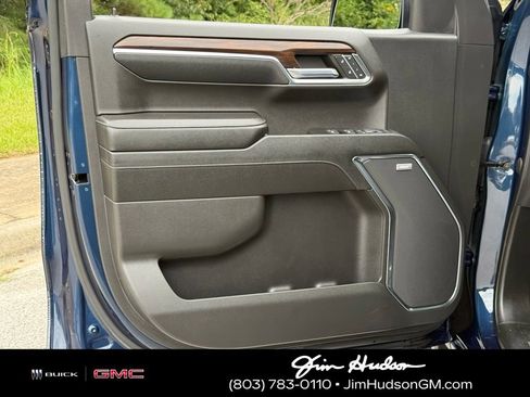 Used 2023 GMC Sierra 1500 SLT AWD/4WD image 20