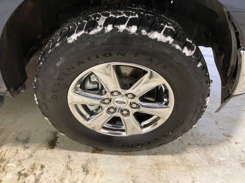 Used 2019 Ford F150 XLT w/ Equipment Group 302A Luxury image 12