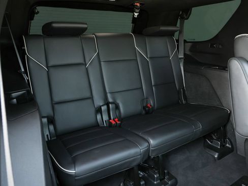 Used 2021 Cadillac Escalade Sport w/ Driver Assist Tech Package AWD/4WD image 25