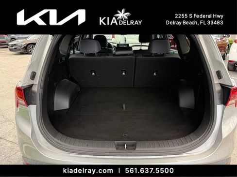 Used 2023 Hyundai Santa Fe SE FWD image 8