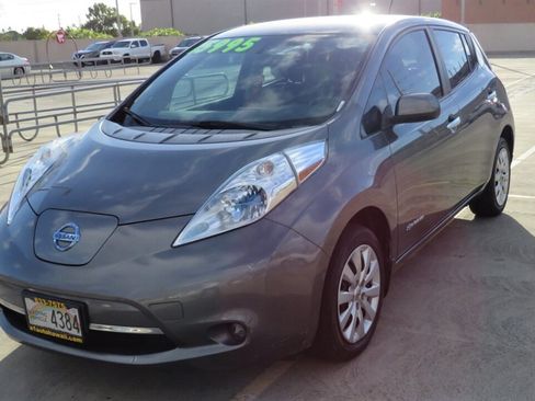 Used 2014 Nissan Leaf S w/ Charge Package FWD image 1