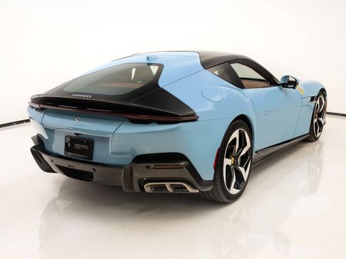 Certified 2025 Ferrari 12Cilindri RWD image 6