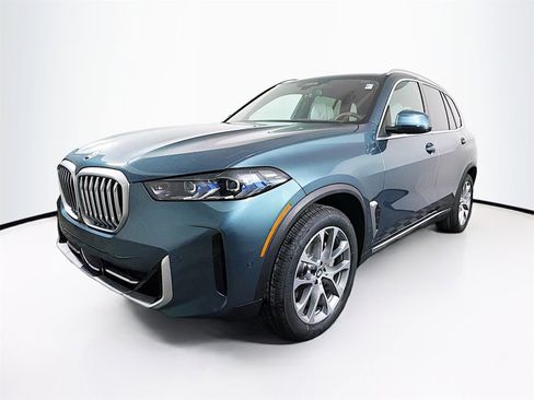 New 2026 BMW X5 xDrive40i image 3