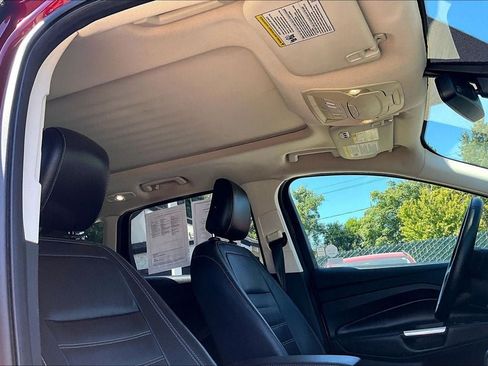Used 2018 Ford Escape Titanium AWD/4WD image 24
