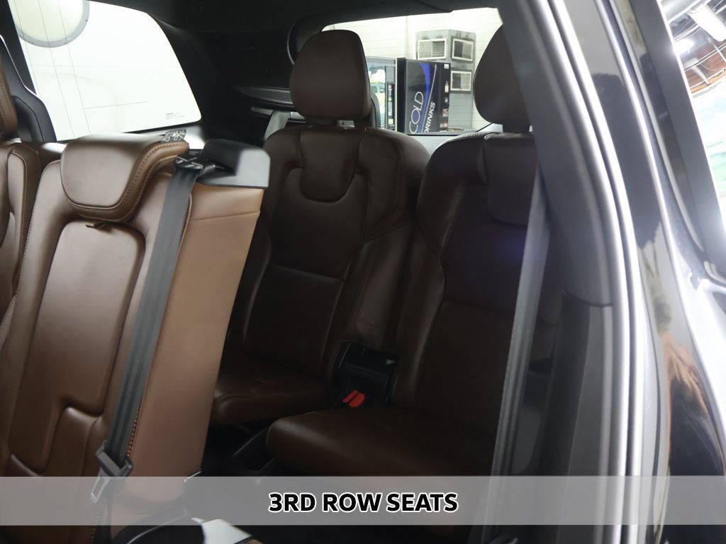 Used 2023 Volvo XC90 B6 Ultimate w/ Protection Package Premier AWD/4WD image 13
