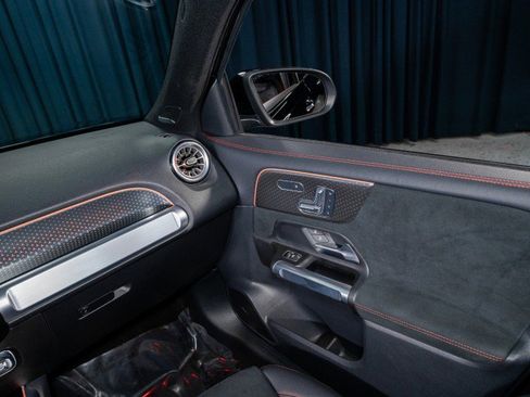 Certified 2025 Mercedes-Benz GLB 35 AMG 4MATIC image 24