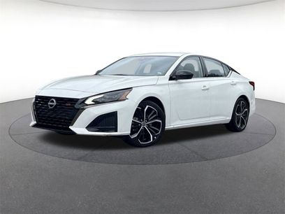 Used 2023 Nissan Altima 2.5 SR