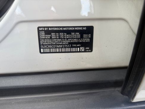 Used 2021 BMW X5 xDrive40i w/ Premium Package image 28