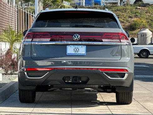 New 2026 Volkswagen Atlas Cross Sport SE image 6