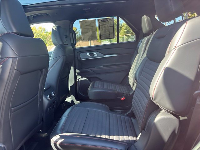 New 2026 Ford Explorer ST-Line w/ ST-Line Street Pack AWD/4WD image 23