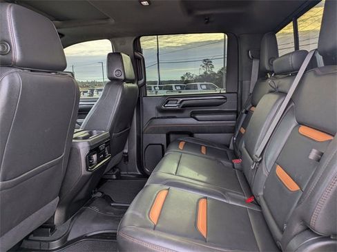 Used 2024 GMC Sierra 2500 AT4 w/ AT4 Premium Plus Package image 15