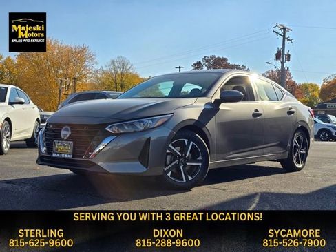 Used 2024 Nissan Sentra SV image 3
