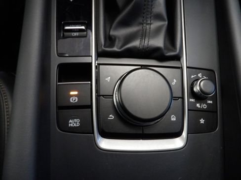 Certified 2023 MAZDA MAZDA3 s image 32