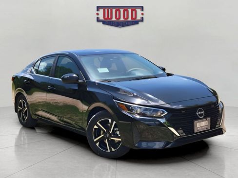 Used 2025 Nissan Sentra SV w/ Trunk Package FWD image 1