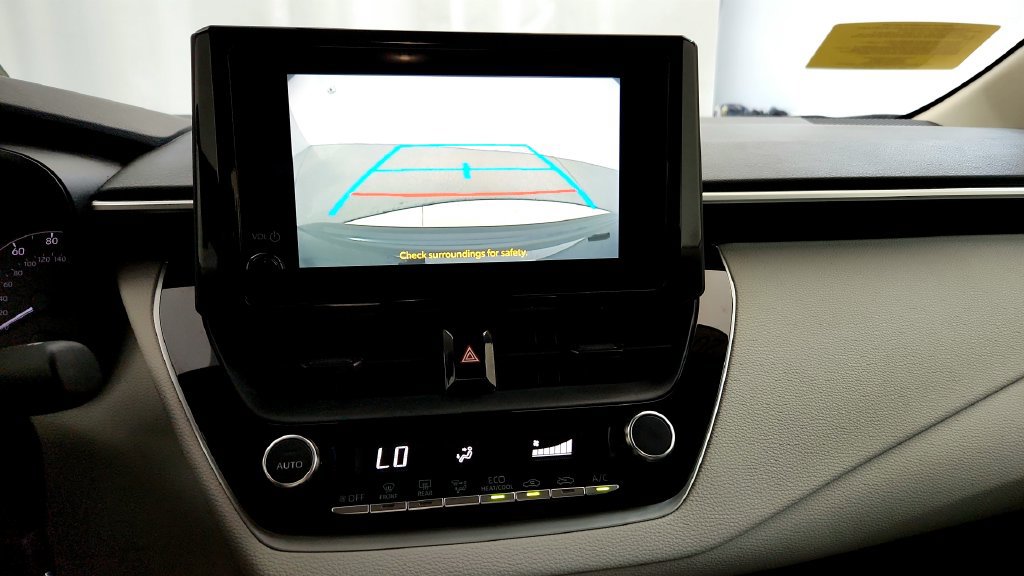 Used 2023 Toyota Corolla LE w/ Carpet Mat Package (TMS) FWD image 31