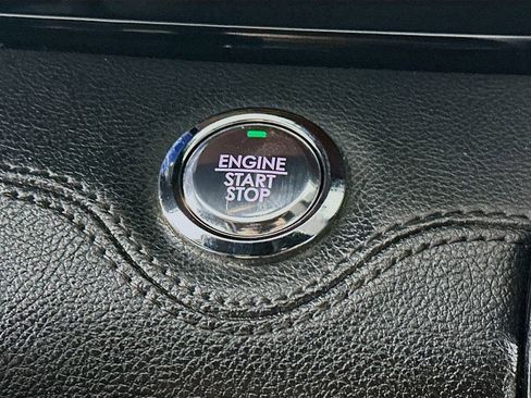 Used 2022 Lincoln Navigator L 4WD image 28