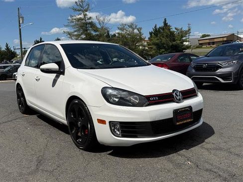 Used 2013 Volkswagen Golf GTI FWD image 3