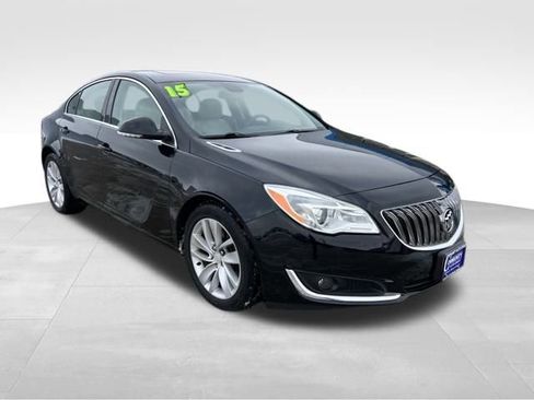 Used 2015 Buick Regal Premium image 9