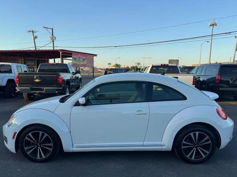 Used 2013 Volkswagen Beetle 2.5 image 8