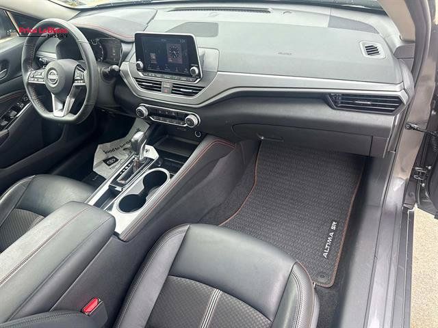 Certified 2023 Nissan Altima 2.5 SR FWD image 11
