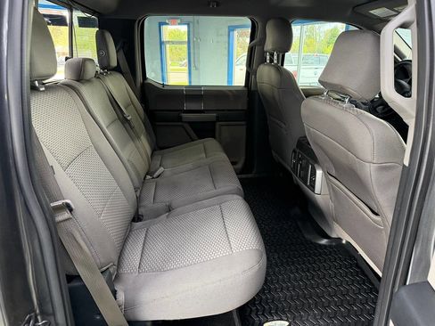 Used 2015 Ford F150 XLT w/ Equipment Group 302A Luxury AWD/4WD image 23