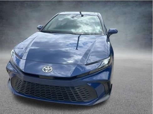 Used 2026 Toyota Camry SE w/ Multimedia Upgrade Package AWD/4WD image 2