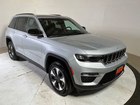 Certified 2024 Jeep Grand Cherokee Limited 4xe AWD/4WD image 9