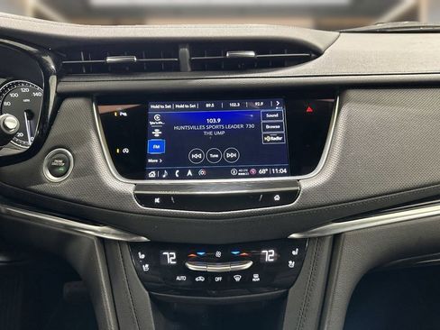 Used 2024 Cadillac XT5 Premium Luxury AWD/4WD image 9