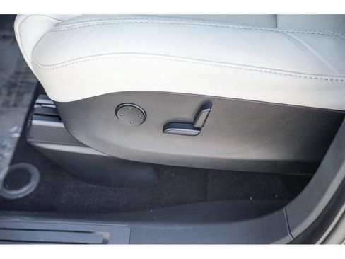 Used 2018 Tesla Model X 75D AWD/4WD image 20