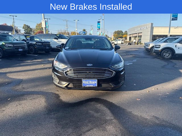 Used 2020 Ford Fusion SE FWD image 2