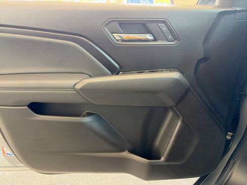 New 2026 GMC Canyon Elevation w/ Convenience Package RWD image 31